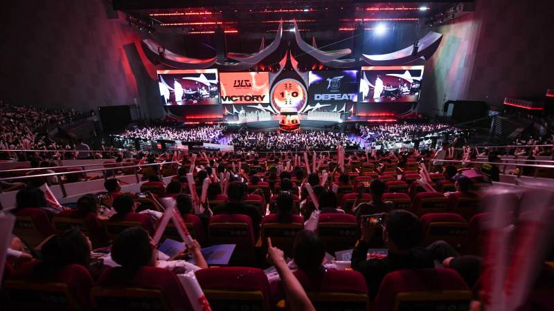 T1战队Faker：中路传奇的竞技逻辑与赛场影响力